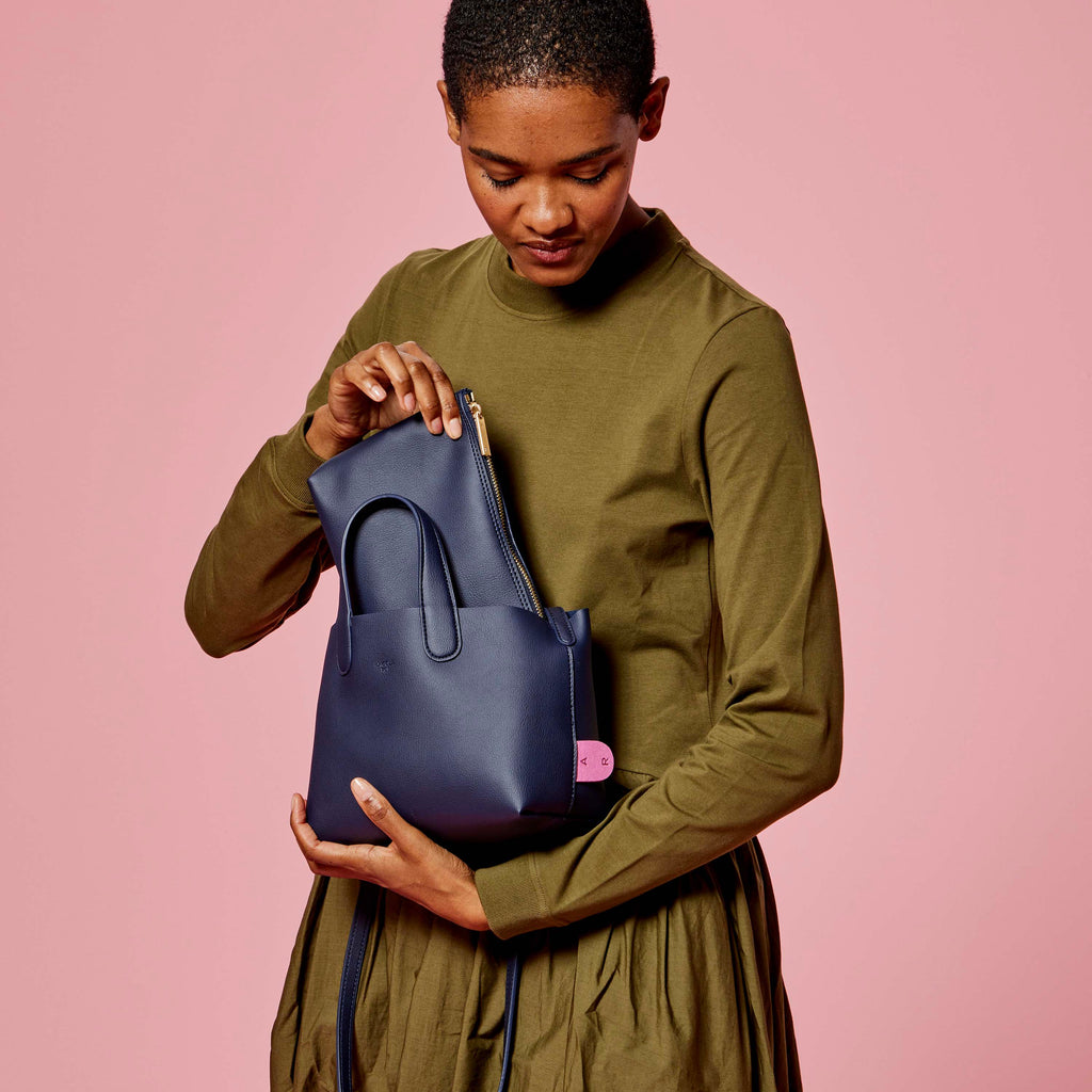 Cuyana Pockets Shoulder Bags for Women